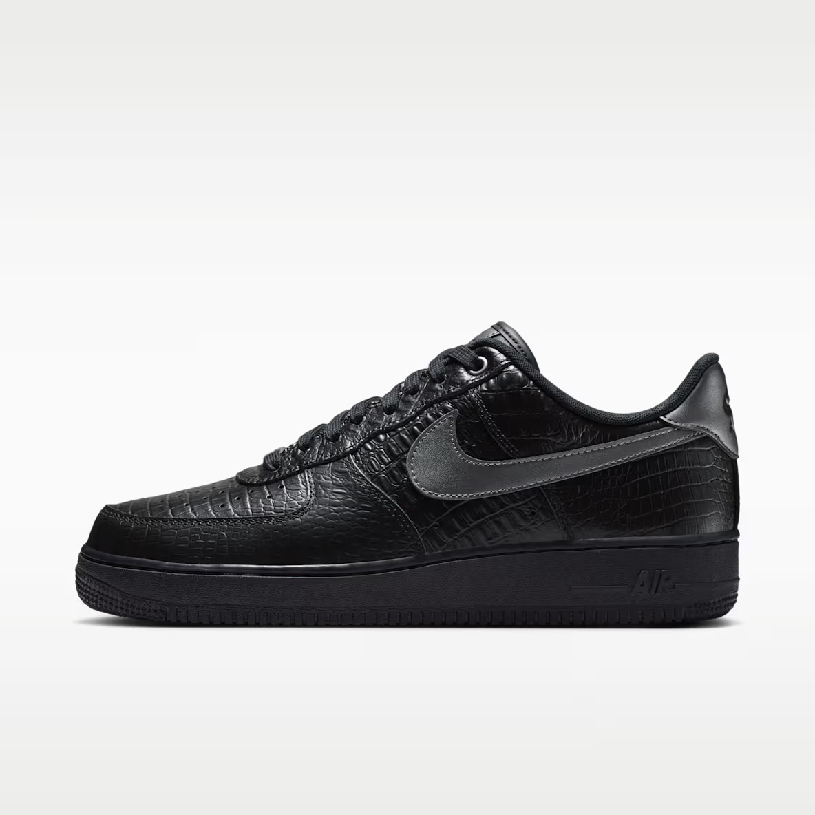 Nike Air Force 1 '07, view 2