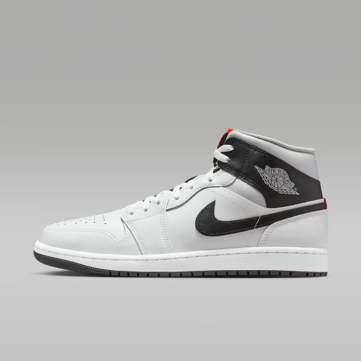 Air Jordan 1 Mid, view 2